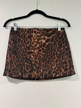 Leopard Print Mini Skirt in Brown